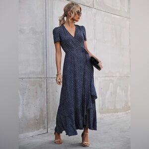 Floral v neck nwt long wrap dress with short sleeves